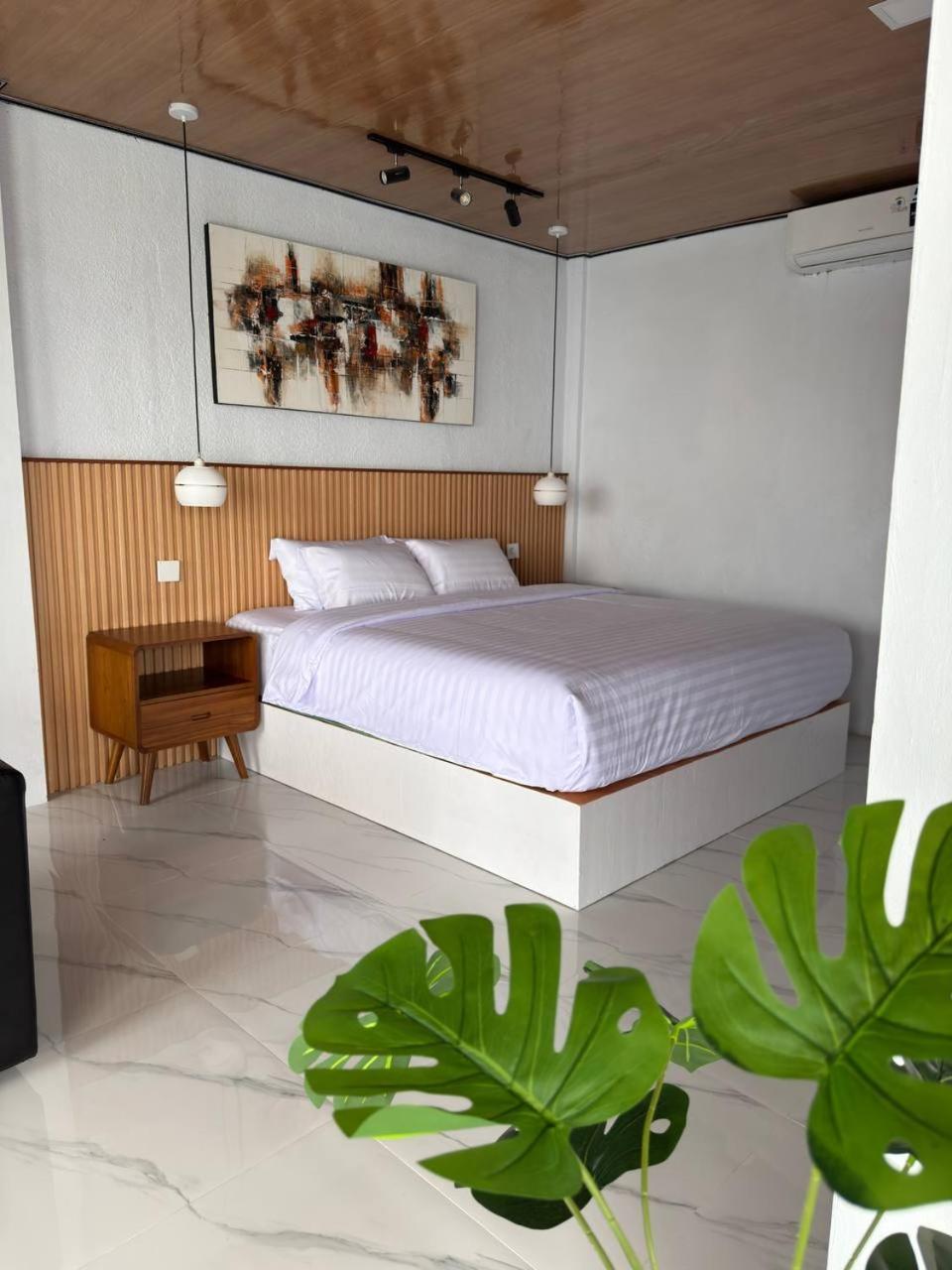 Sunset Lawu Kemuning, Villa, Full House 3 Bed, Free Bbq, Free Float Light Breakfast Karanganyar  Extérieur photo